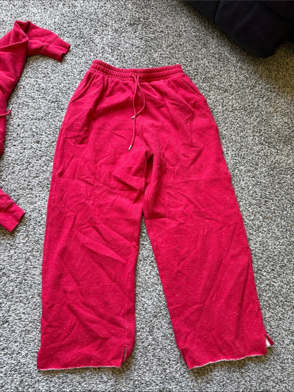 PINK Victoria's Secret Fuchsia Pink Hooded Sweatshirt & Lounge Pants Set - Picture 4 of 8